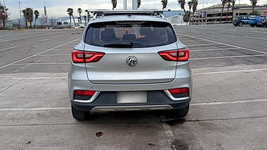 MG Mg Zs 1.5 Comfort 4x2 At 5p año 2024