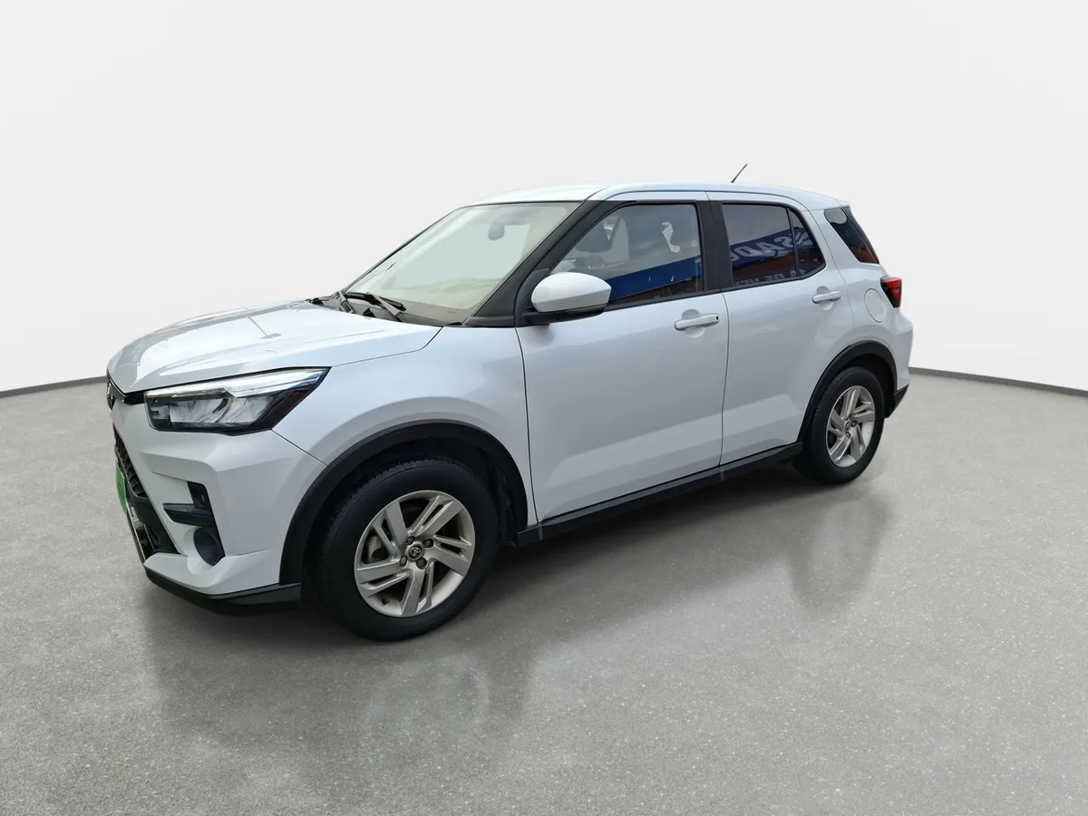 Toyota Raize 1.2 E 4x2 At 5p año 2022