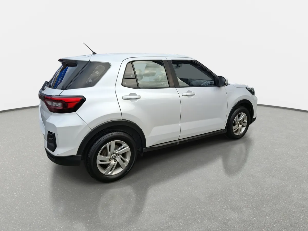 Toyota Raize 1.2 E 4x2 At 5p año 2022