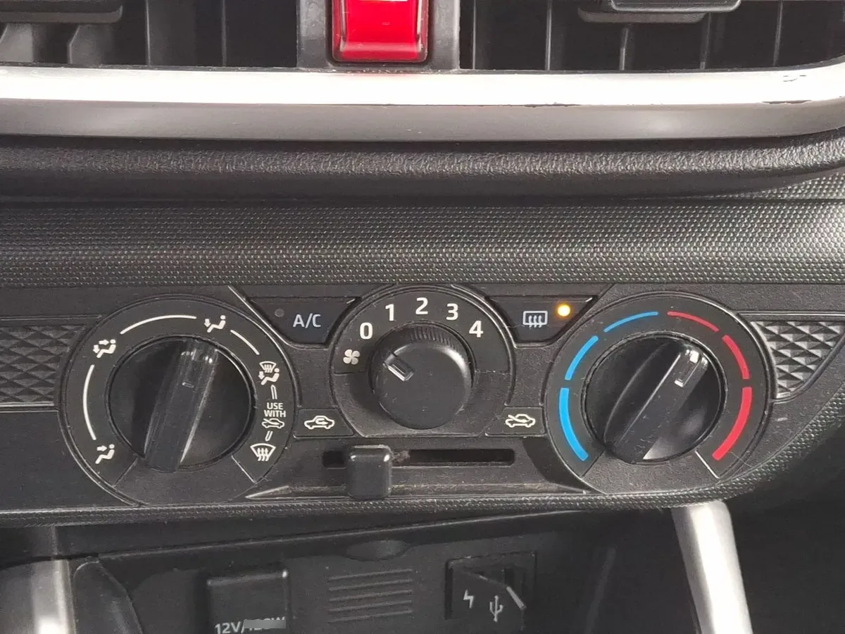 Toyota Raize 1.2 E 4x2 At 5p año 2022
