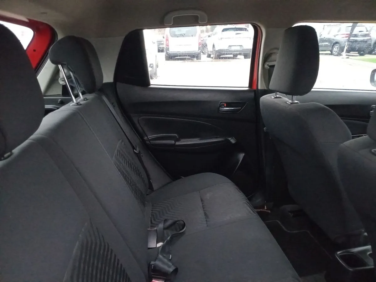 Suzuki Swift 1.2 Gl Sport 4x2 Hb Mt 5p año 2023
