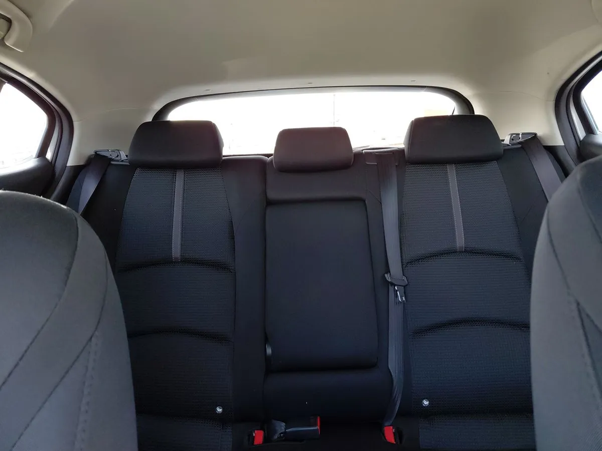 Mazda 3 2.0 Sport V Hb 6mt 5p año 2020
