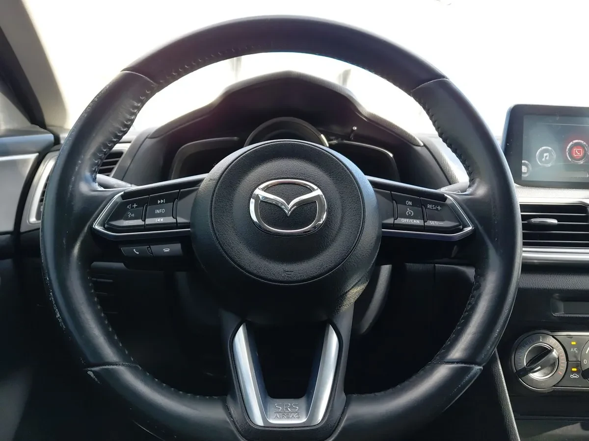 Mazda 3 2.0 Sport V Hb 6mt 5p año 2020