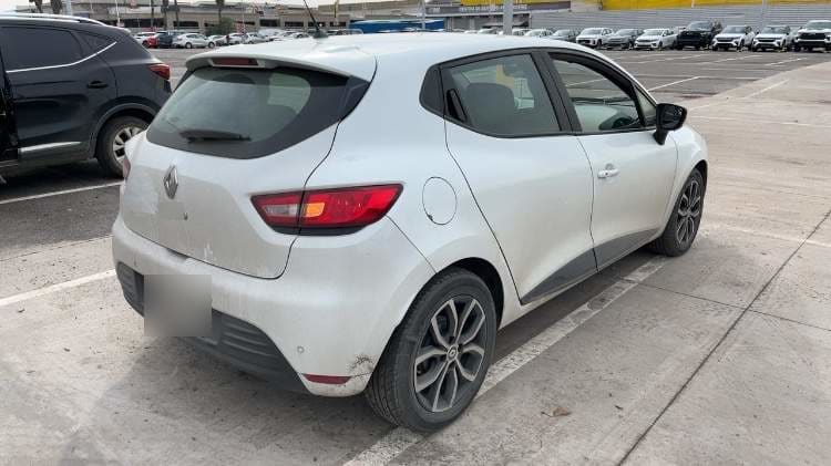 Renault Clio 0.9t Expression 4x2 Hb Mt 5p año 2021