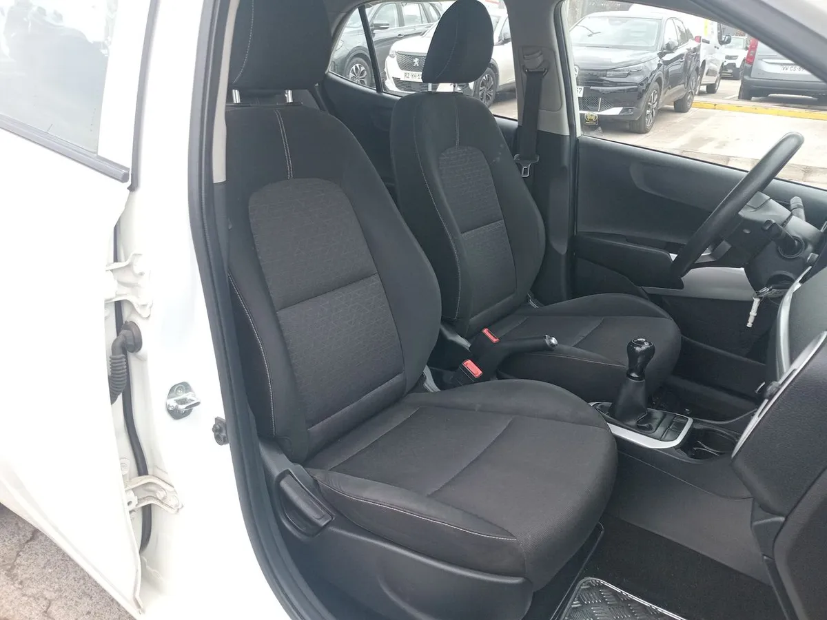 Kia Morning 1.2 Ex 4x2 Hb Abs Ac 5mt 5p año 2022