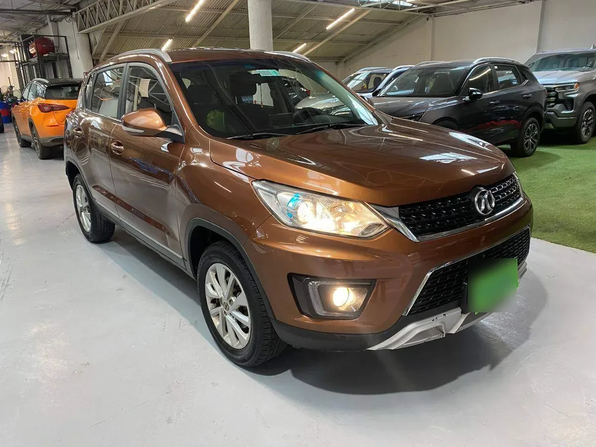 BAIC X35 1.5 Luxury 4x2 Mt 5p año 2019