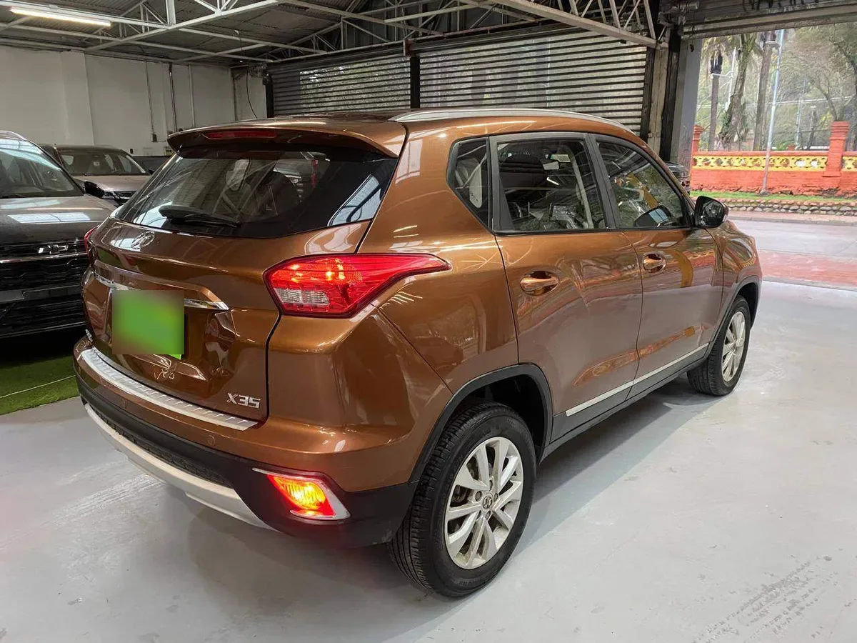 BAIC X35 1.5 Luxury 4x2 Mt 5p año 2019