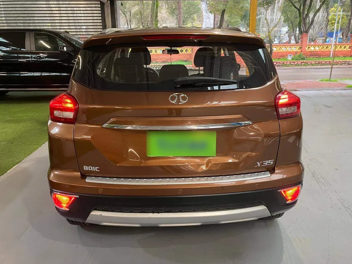 BAIC X35 1.5 Luxury 4x2 Mt 5p año 2019