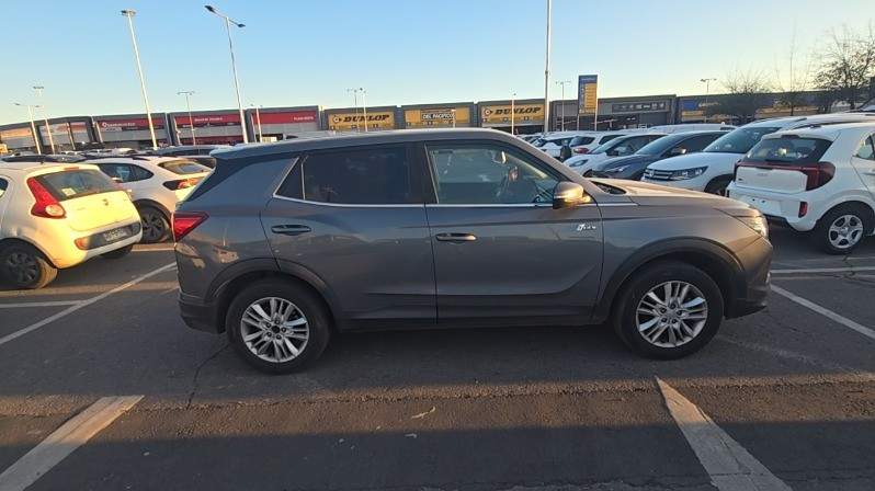 Ssangyong Korando 1.5 Lx Cg100 4x2 Mt 5p año 2021