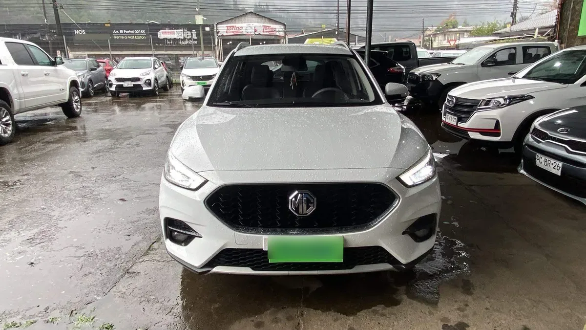 MG Mg Zx 1.5 Dlx 4x2 Mt 5p año 2022