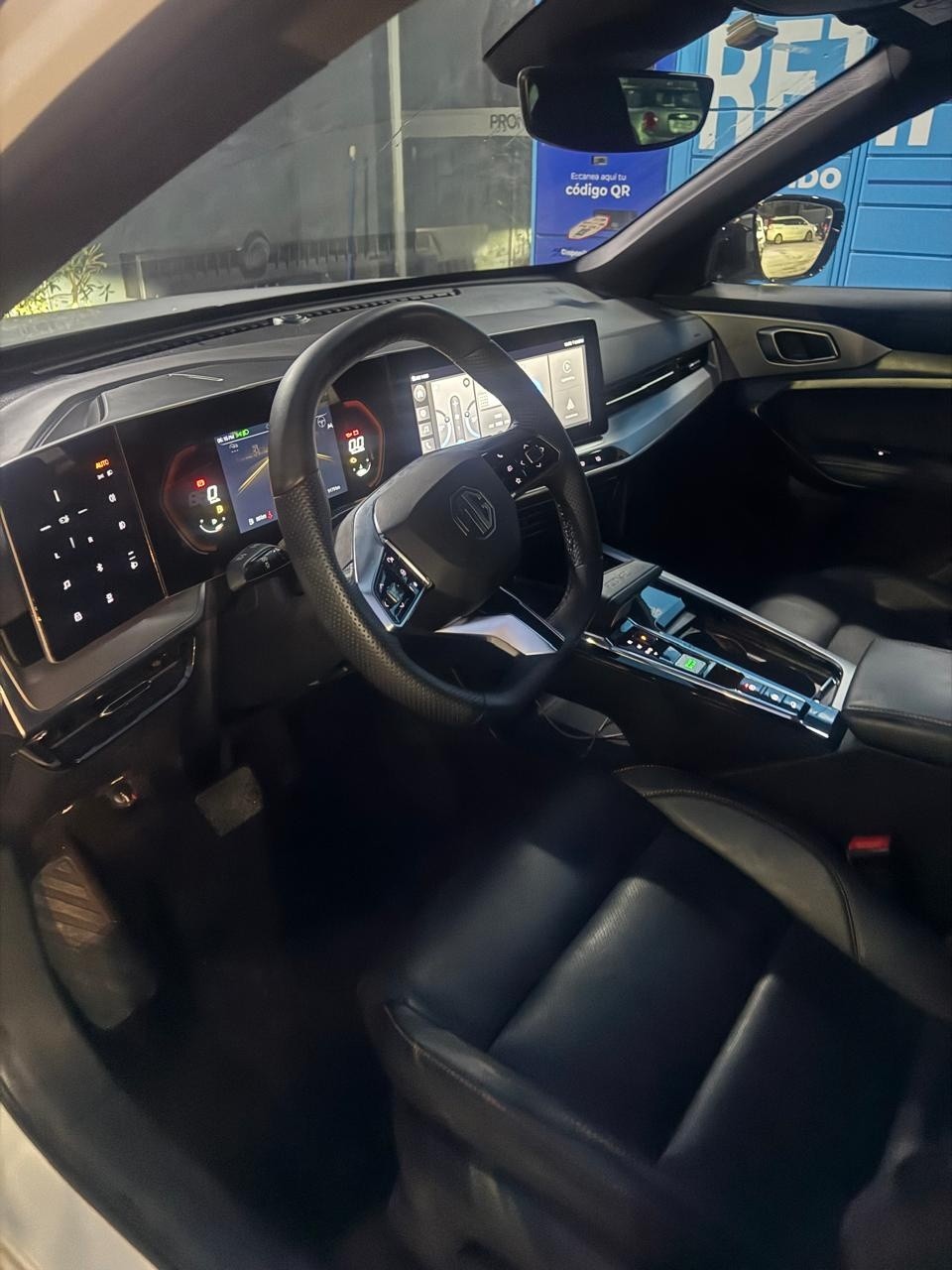 MG Deluxe No Sé La Versión año 2026