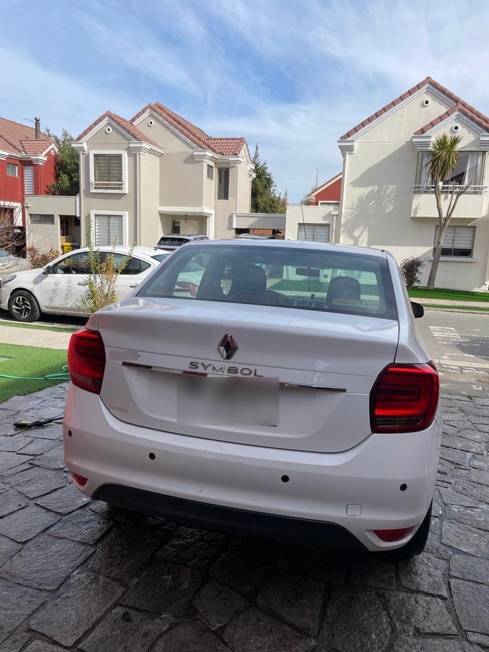 RENAULT SYMBOL 1.6 Intens Tech Mt año 2018