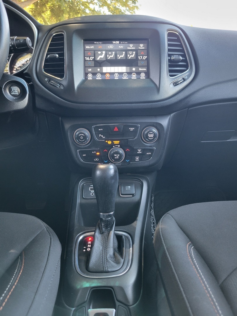JEEP COMPASS 2.4 Sport At año 2021