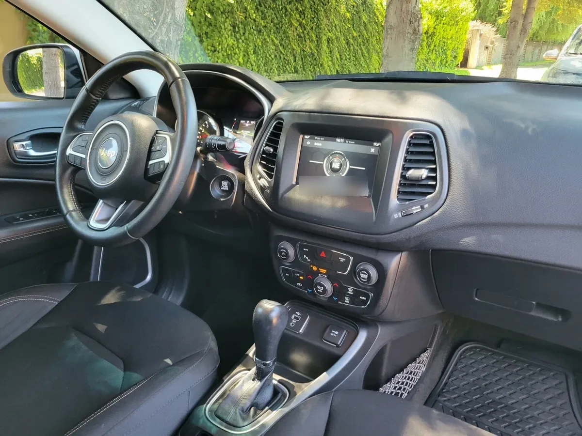 JEEP COMPASS 2.4 Sport At año 2021