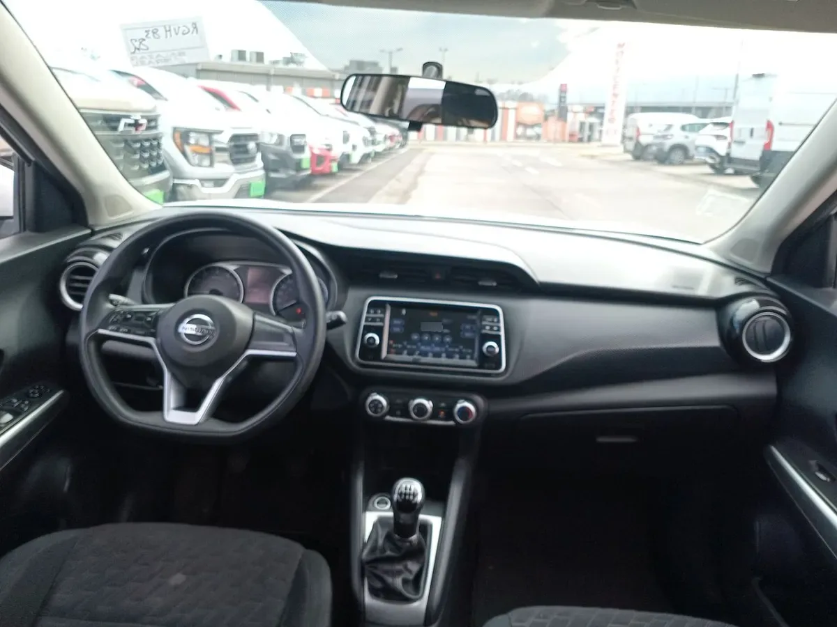 Nissan Kicks 1.6 Sense Mt 5p año 2022