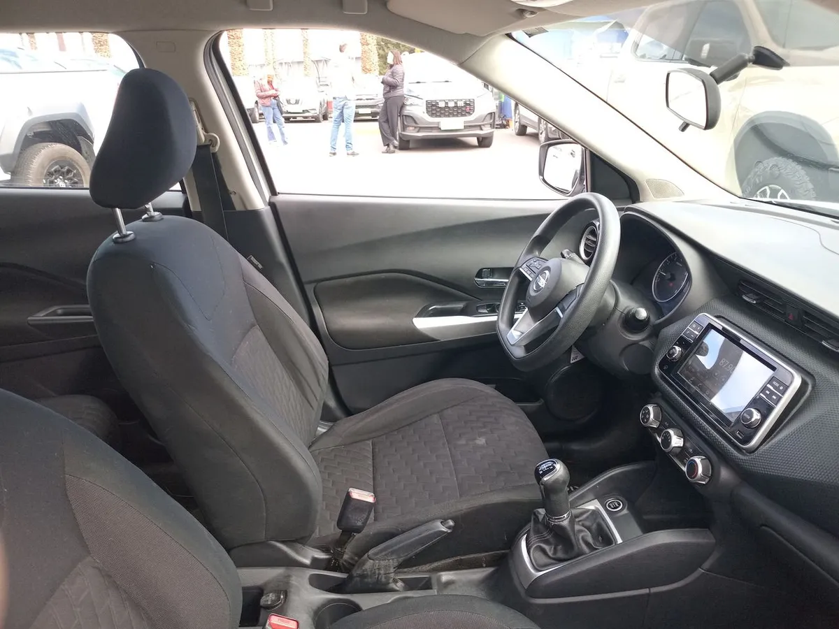 Nissan Kicks 1.6 Sense Mt 5p año 2022
