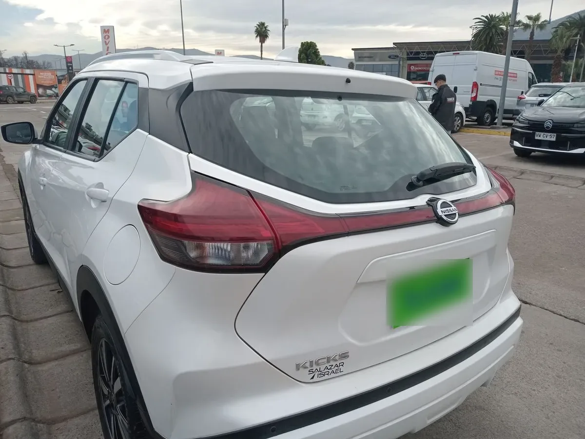Nissan Kicks 1.6 Sense Mt 5p año 2022