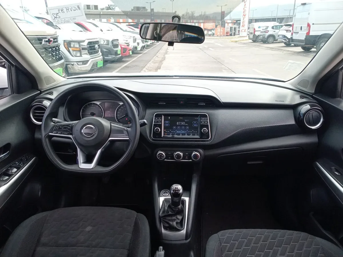 Nissan Kicks 1.6 Sense Mt 5p año 2022