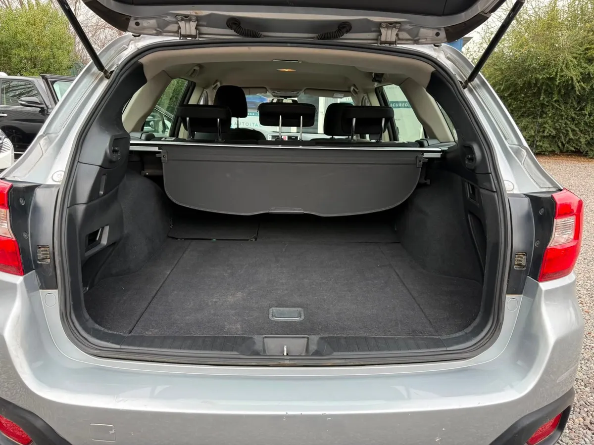 SUBARU OUTBACK 2.5 Cvt Xs At año 2017
