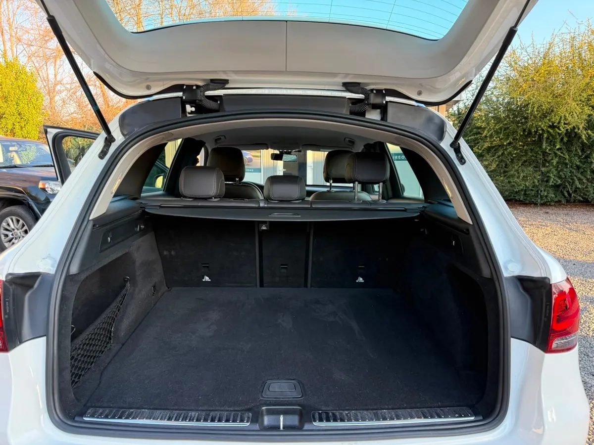 MERCEDES BENZ C200 Otra año 2022