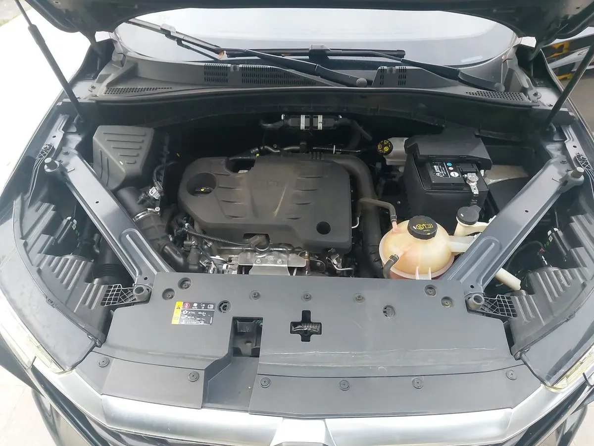 MG Mg Rx5 1.5t Com 2wd Dct At 5p año 2024