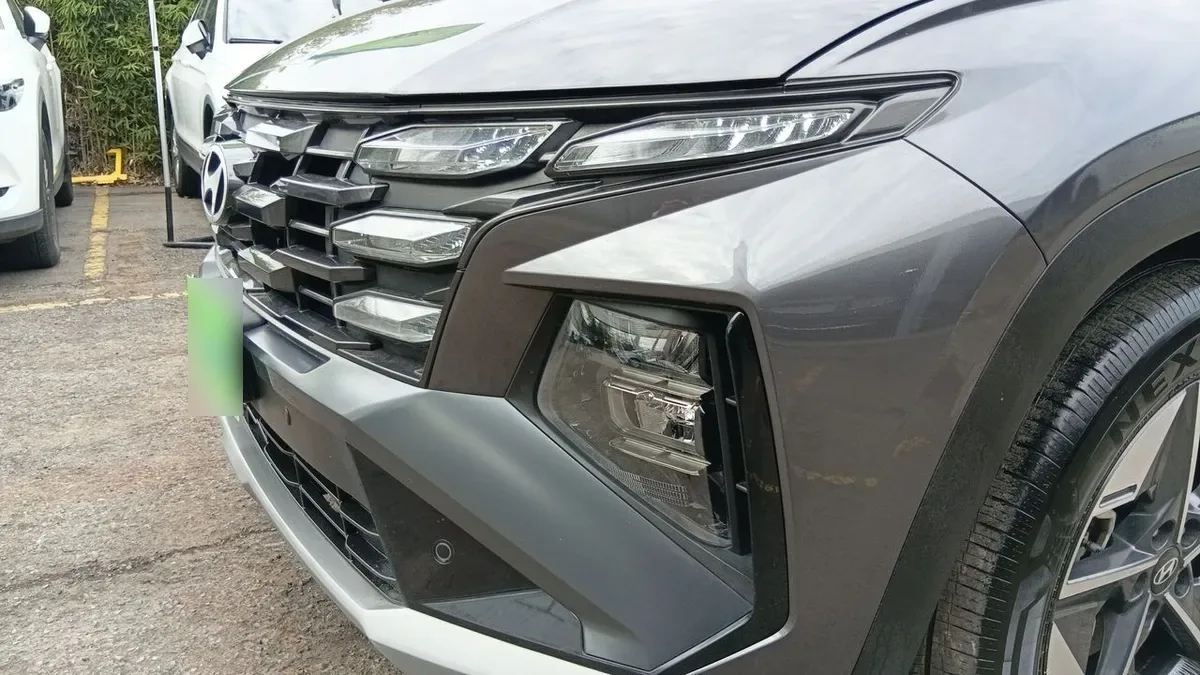 Hyundai Tucson 2.0 Nx4 Plus Fl Diesel 2wd At 5p año 2025