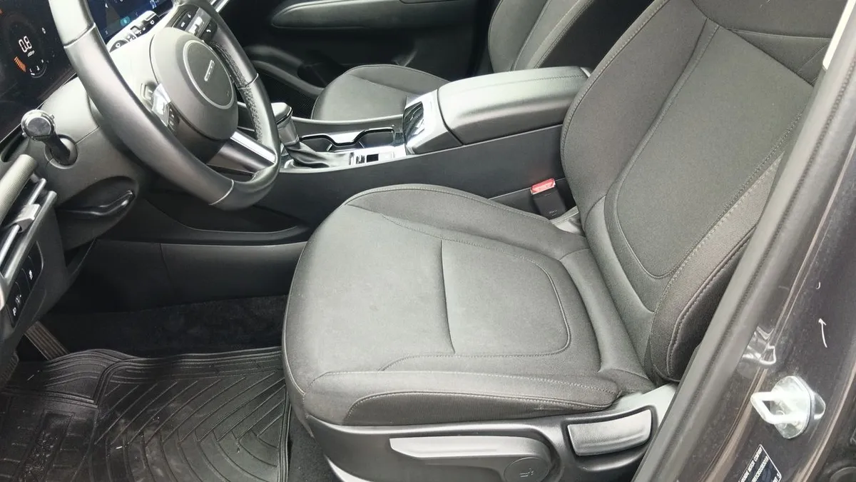 Hyundai Tucson 2.0 Nx4 Plus Fl Diesel 2wd At 5p año 2025