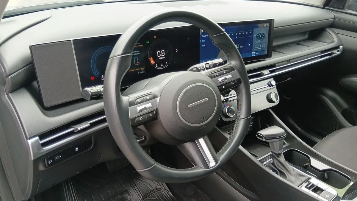Hyundai Tucson 2.0 Nx4 Plus Fl Diesel 2wd At 5p año 2025