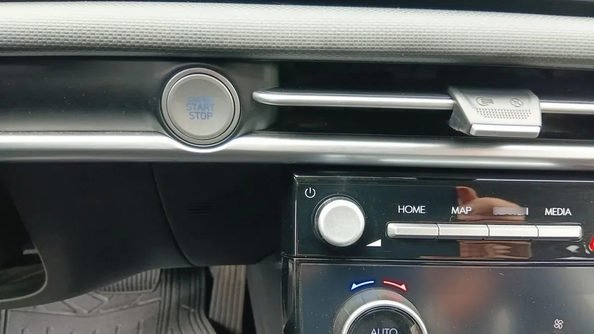 Hyundai Tucson 2.0 Nx4 Plus Fl Diesel 2wd At 5p año 2025