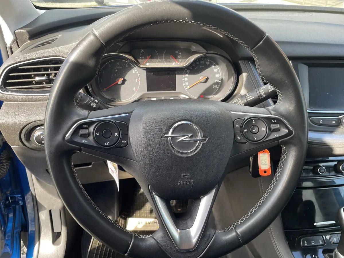 Opel Grandland 1.5 Dynamic Td Diesel At8 5p año 2021