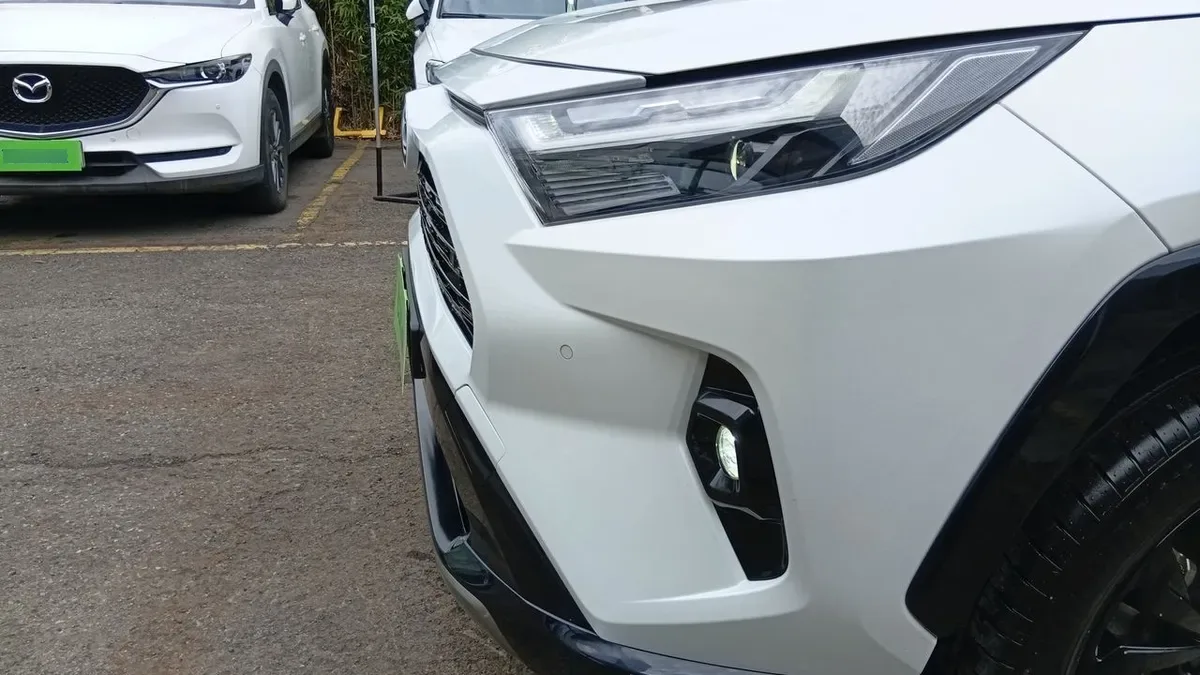 Toyota Rav 4 2.5 Xse Hybrid 4x2 Cvt At 5p año 2024