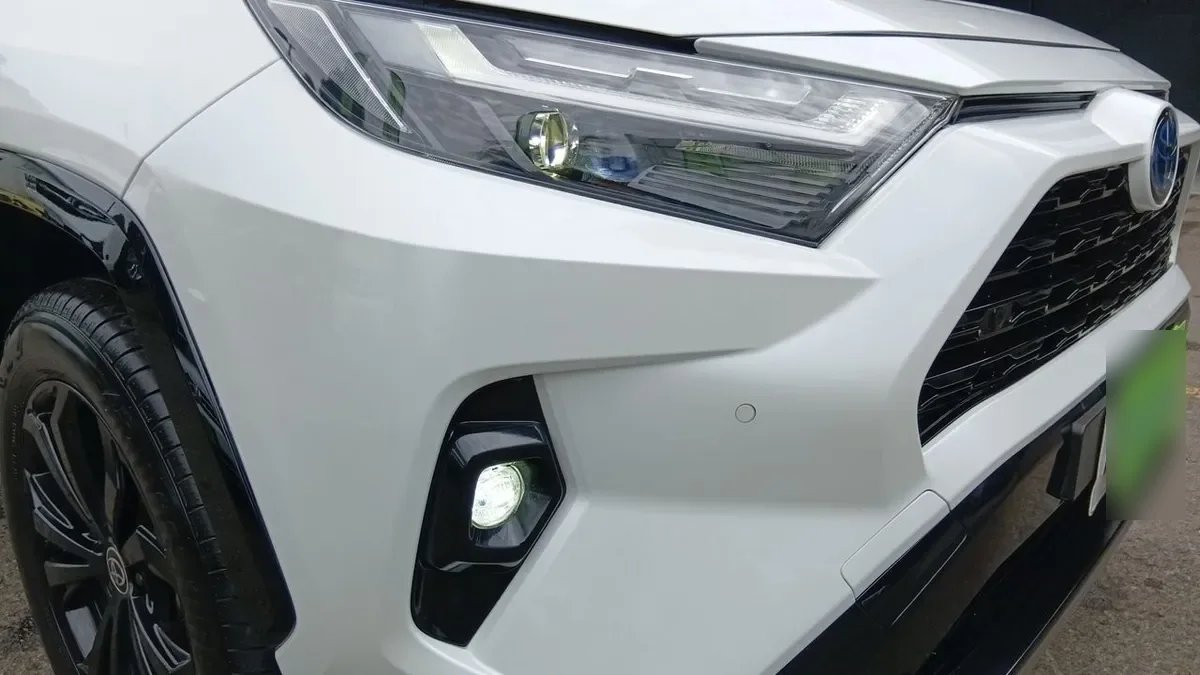 Toyota Rav 4 2.5 Xse Hybrid 4x2 Cvt At 5p año 2024