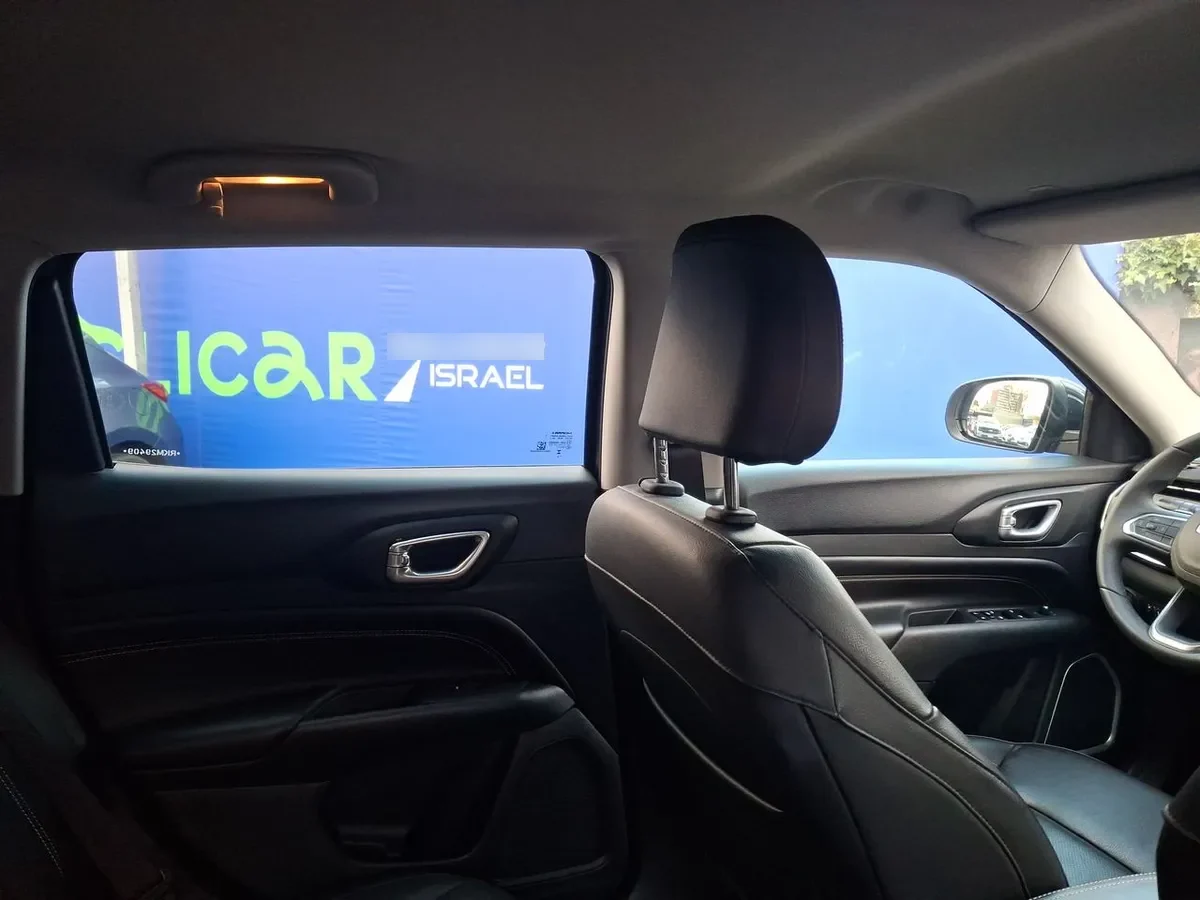 Jeep Compass 1.3 Longitude 4x2 At 5p año 2024