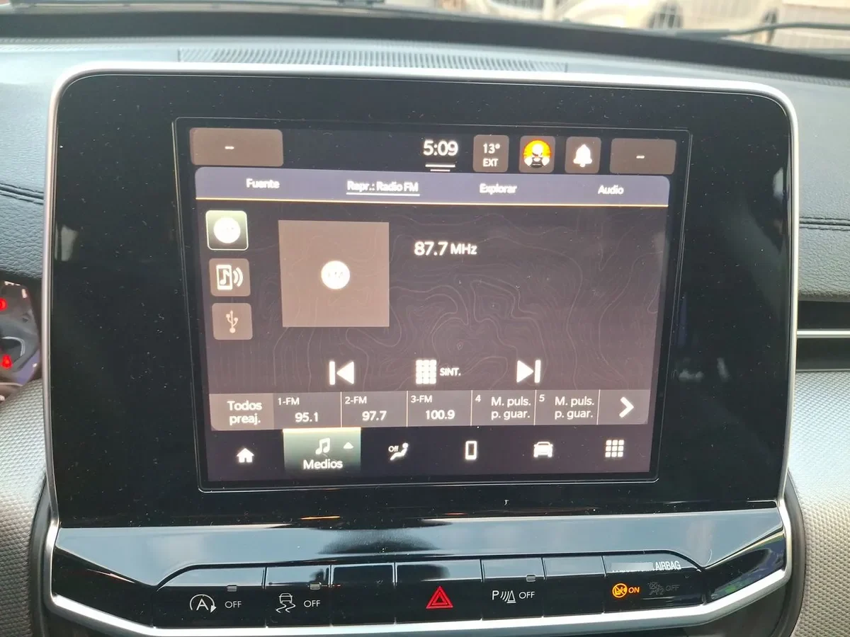 Jeep Compass 1.3 Longitude 4x2 At 5p año 2024