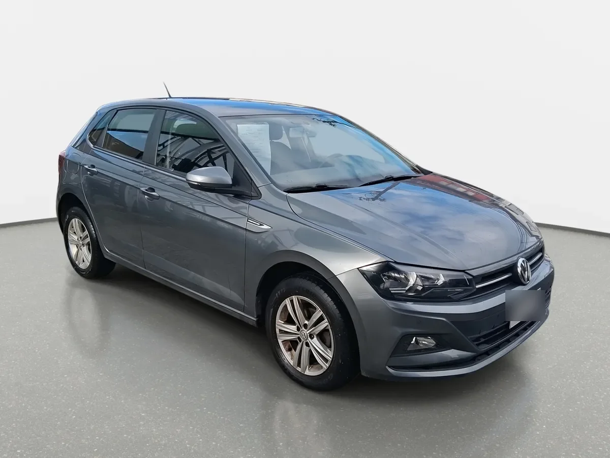 Volkswagen Polo 1.6 Comfortline 4x2 Mt5 5p año 2022