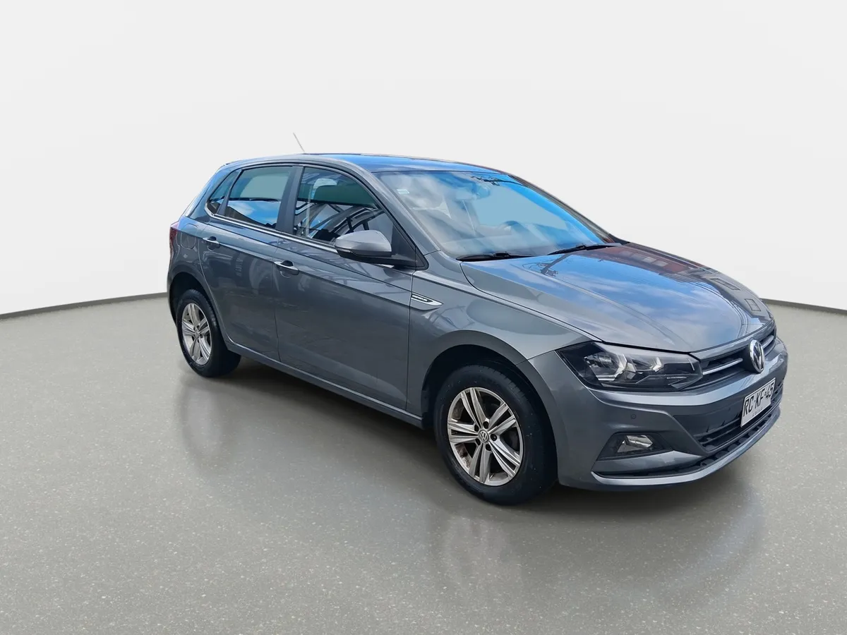 Volkswagen Polo 1.6 Comfortline 4x2 Mt5 5p año 2022