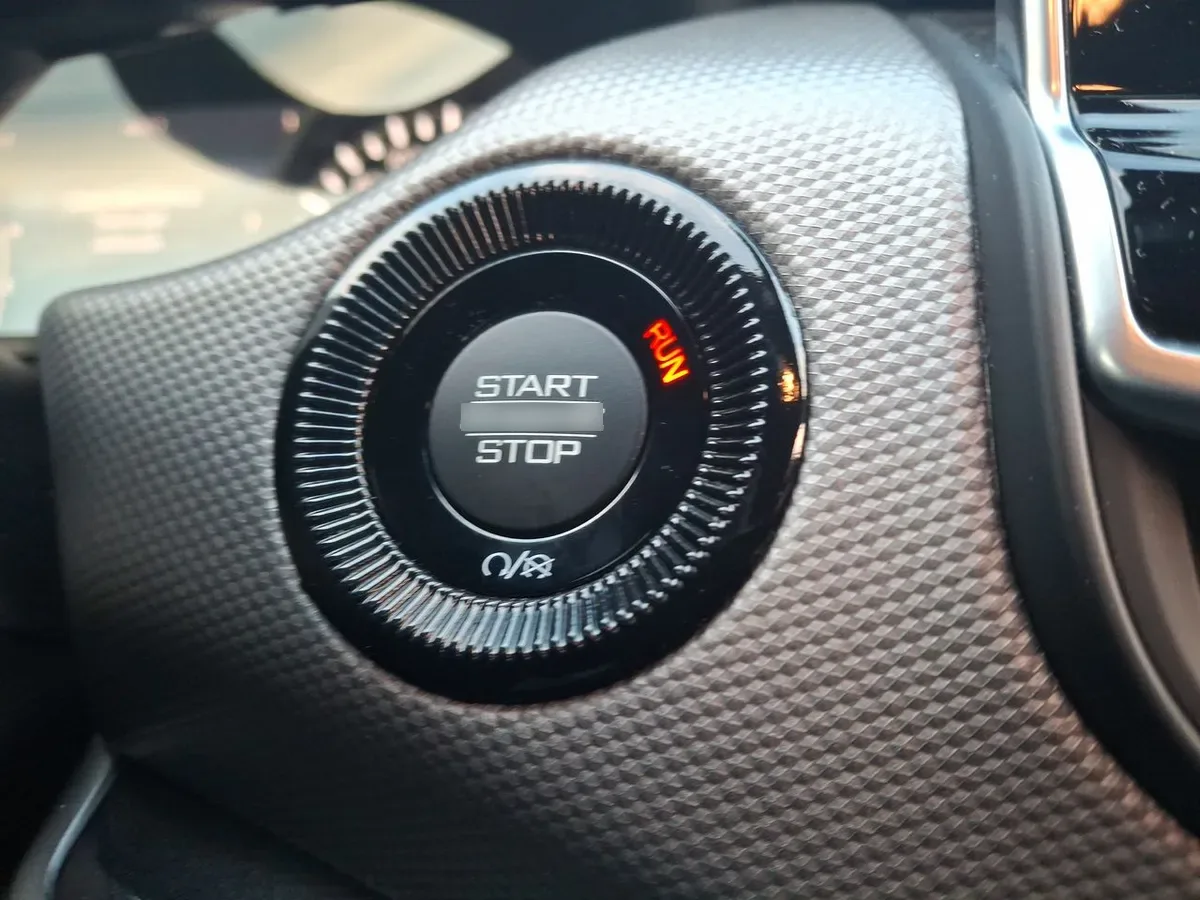 Jeep Compass 1.3 Longitude 4x2 At 5p año 2024