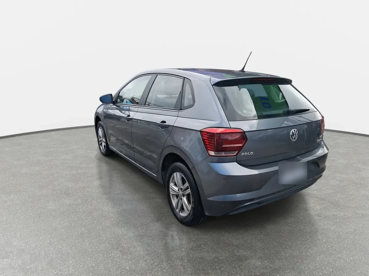 Volkswagen Polo 1.6 Comfortline 4x2 Mt5 5p año 2022