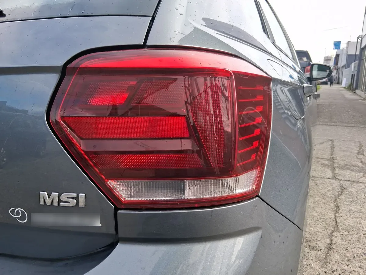 Volkswagen Polo 1.6 Comfortline 4x2 Mt5 5p año 2022