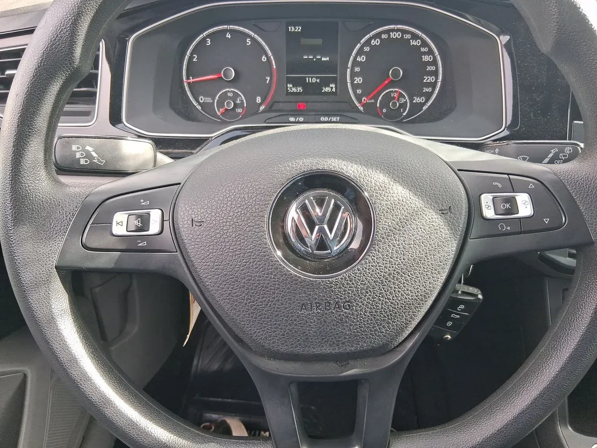 Volkswagen Polo 1.6 Comfortline 4x2 Mt5 5p año 2022