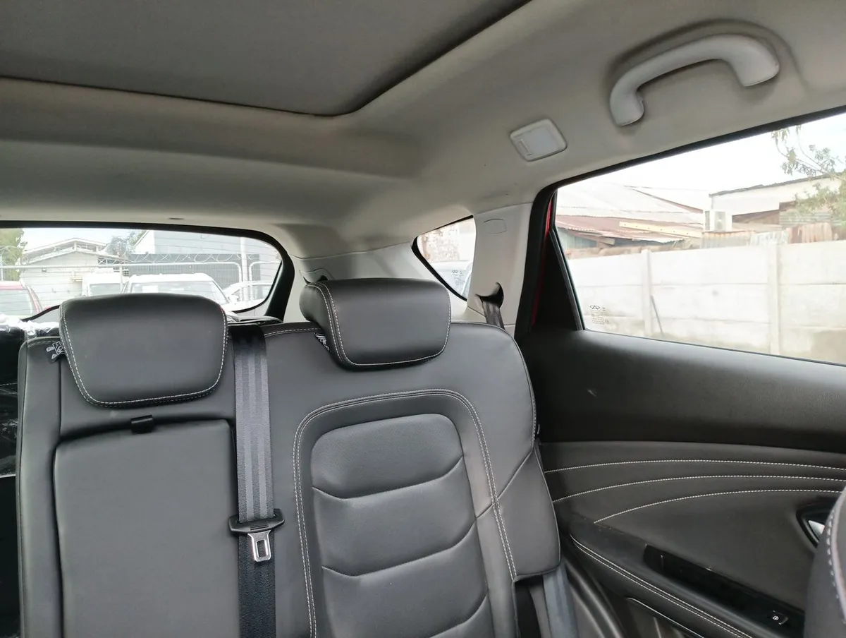 Jetour X70 1.5t Lux 4x2 Mt 5p año 2024