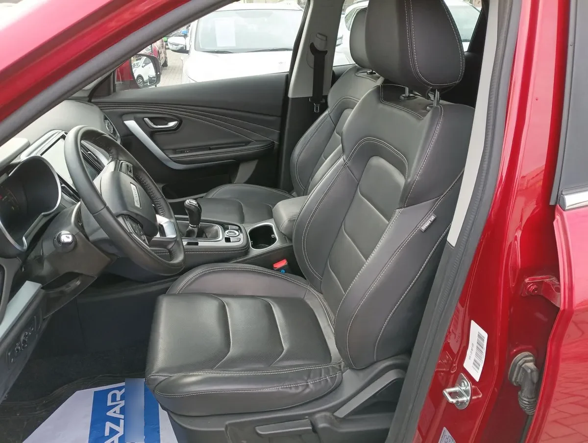 Jetour X70 1.5t Lux 4x2 Mt 5p año 2024