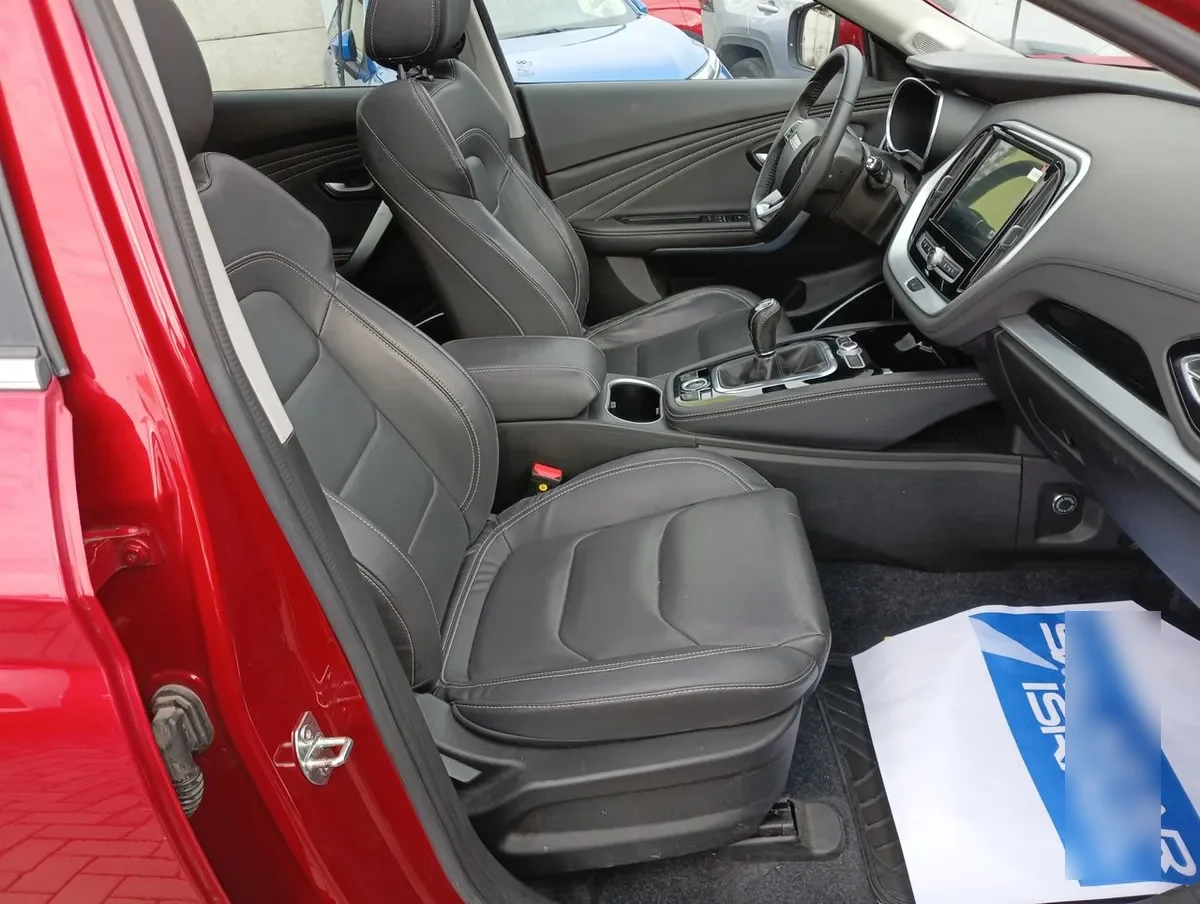 Jetour X70 1.5t Lux 4x2 Mt 5p año 2024