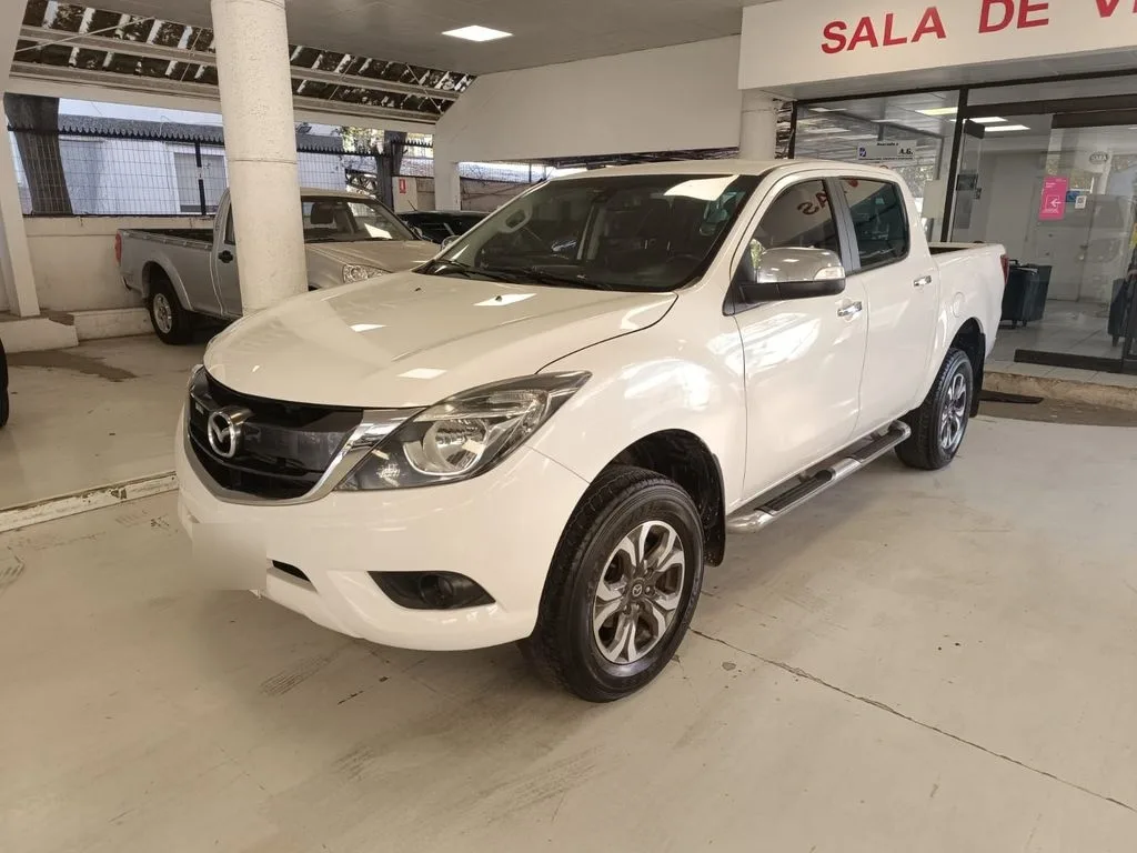 Mazda Bt-50 Dcab 4x4 2.2 Mt año 2021