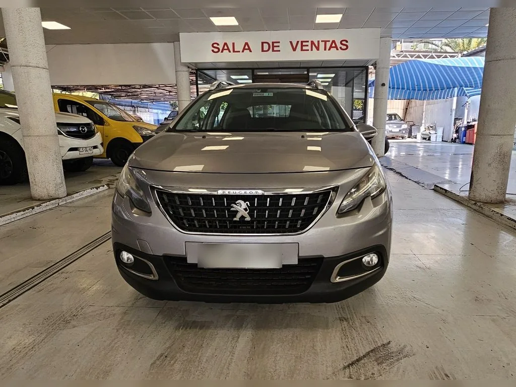 Peugeot 208 Peugeot 2008 Active Bluehdi 1.6 año 2019