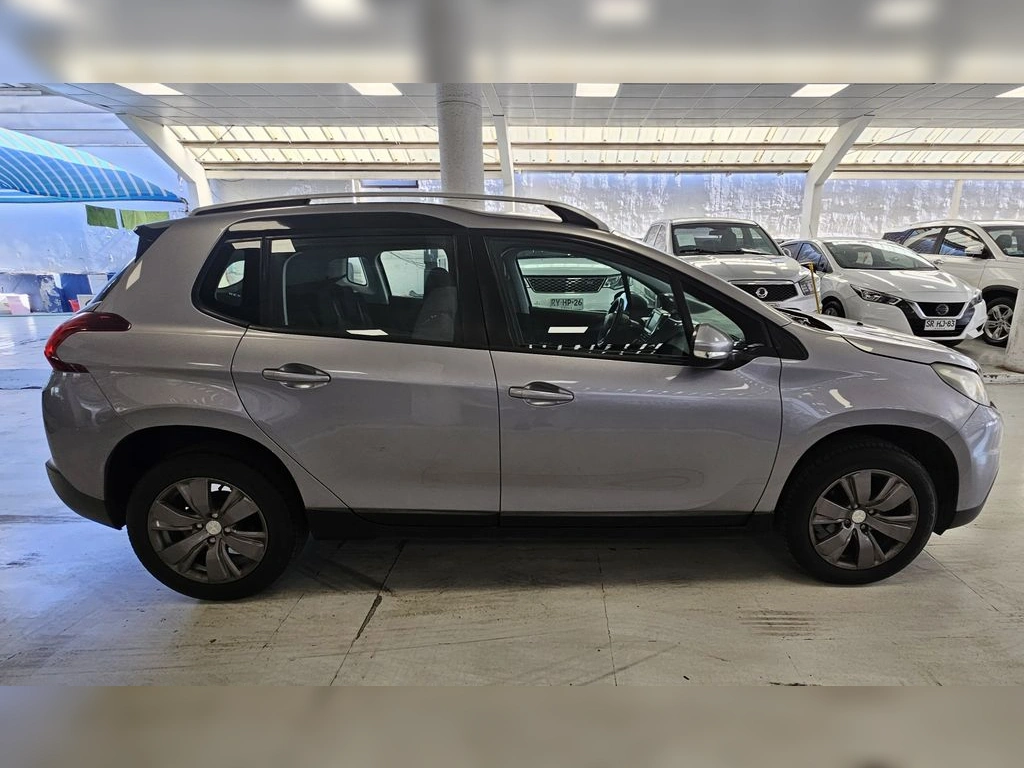 Peugeot 208 Peugeot 2008 Active Bluehdi 1.6 año 2019