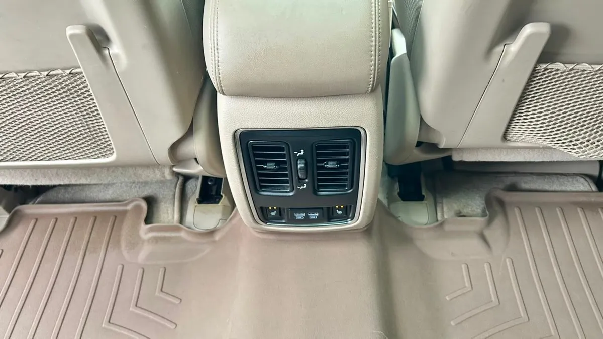 Jeep Grand Cherokee Overland 4x4 5.7 Aut año 2018