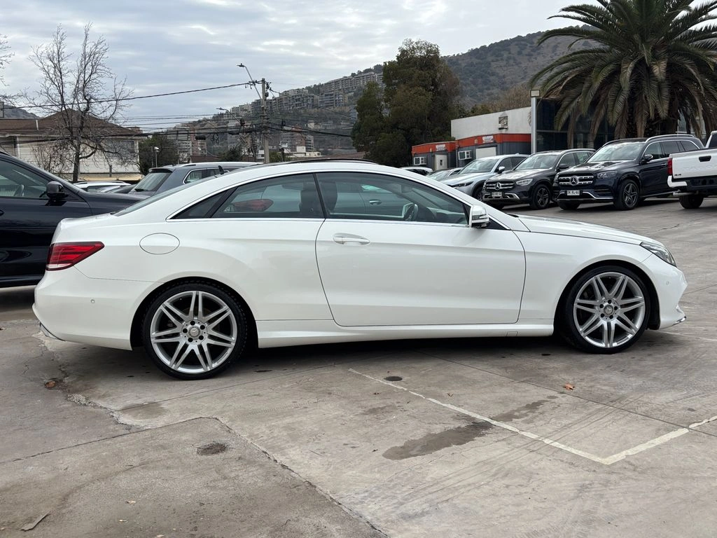 Mercedes-Benz E 400 Coupé Look Amg año 2015