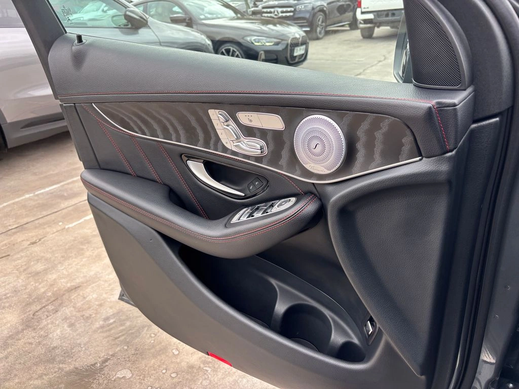 Mercedes-Benz Glc 43 3.0 Amg 4wd 4matic At 5p año 2019
