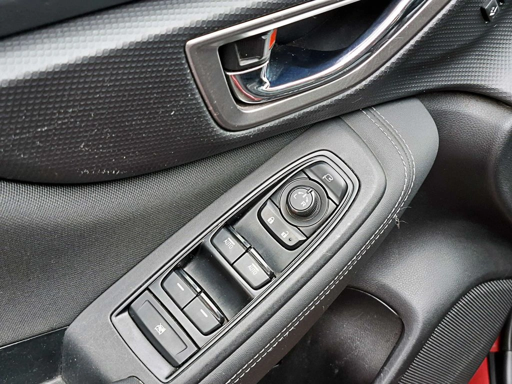 Subaru Forester 2.0i X Awd At 5p año 2021